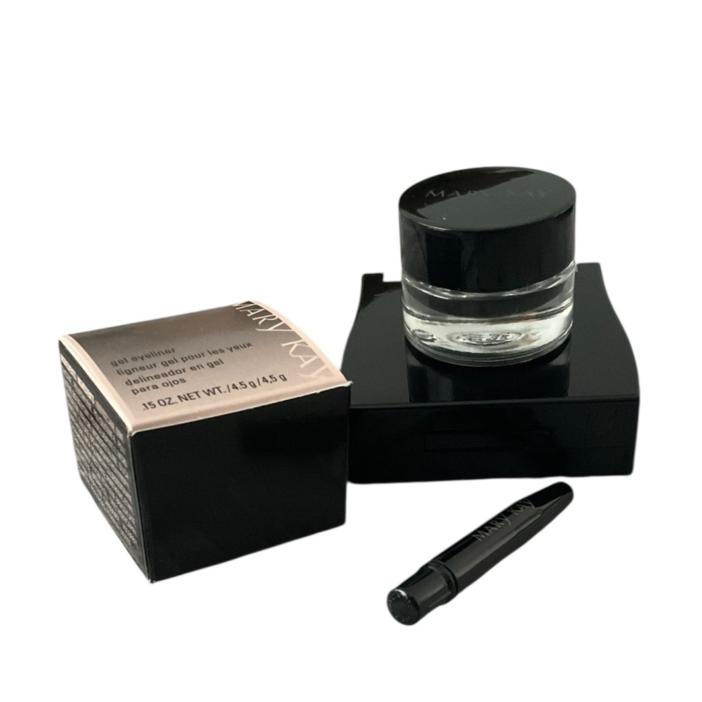 Mary Kay Women’s Gel Eye Liner Cream Jet Black w/Brush NWOT In Box